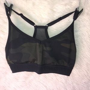 PINK VS GREEN ARMY SPORTS BRA! 💚💚